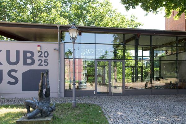 Neubau Touristeninformationsstelle im Klosterumfeld Magdeburg
