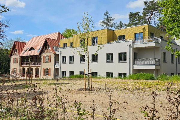 Denkmalgerechte Sanierung mit Anbau Buckow